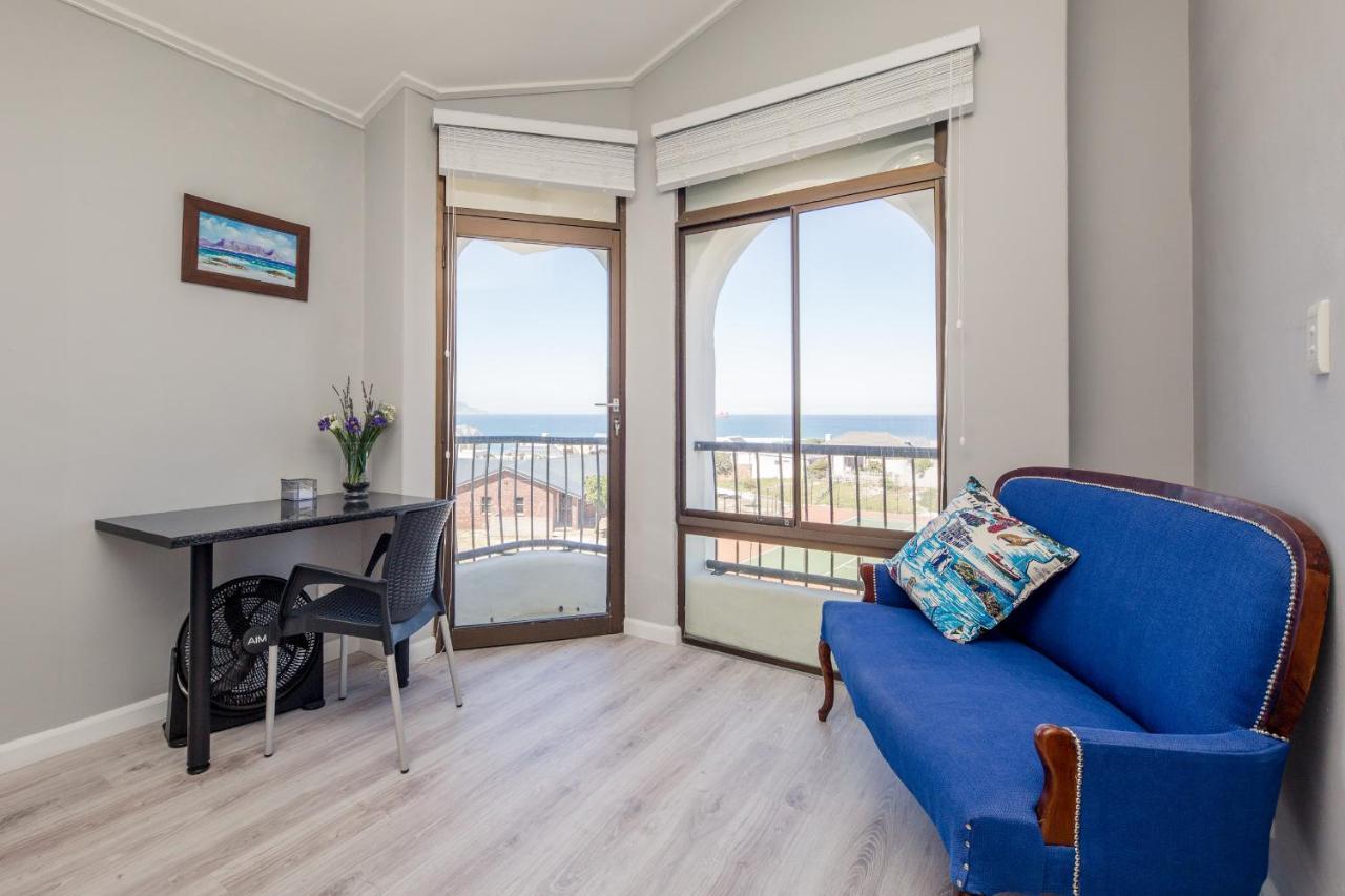 Big Blue Accommodation Bloubergstrand Dış mekan fotoğraf